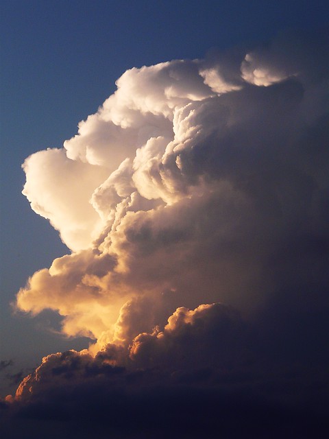 Cumulonimbus Capillatus cloud observed