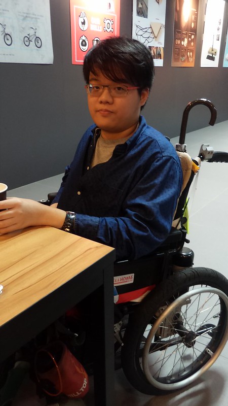 劉承宏同學認為學校應多聆聽身障學生的需求。圖／黃玟涵攝。