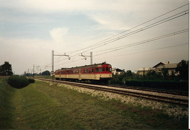 SZ0008 Triebwagen 813 031 in Rače