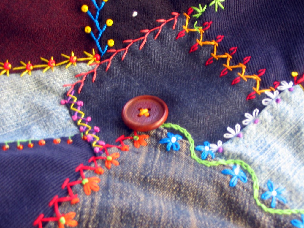 Crazy Quilt Purse details | close up of crazy quilt bag made… | Flickr