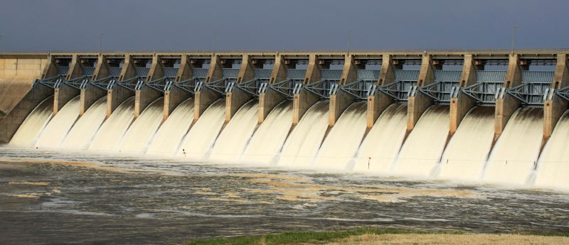 Keystone Dam, West of Tulsa, Oklahoma - releasing water fro…