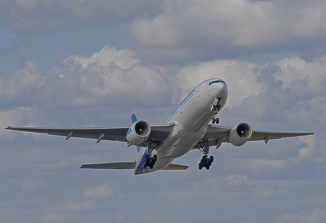 F-OPAR Boeing 777-2QB-ER Air Austral III