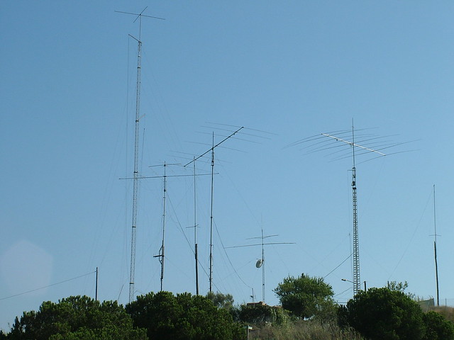 Camp d'antenes de les estacions EA3CCN, EA3EBN, EA3EZD i EA3FM a Granollers (Vallès Oriental)