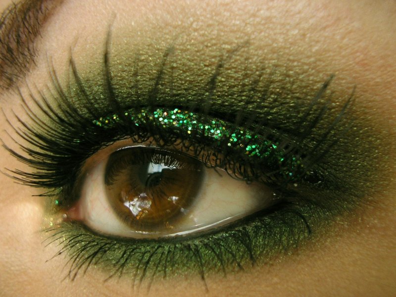 what color of eyeshadow for green eyes