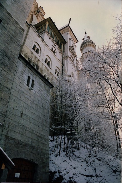 Europe 1996 r5 10 Germany, Neuschwanstein Castle steep walls