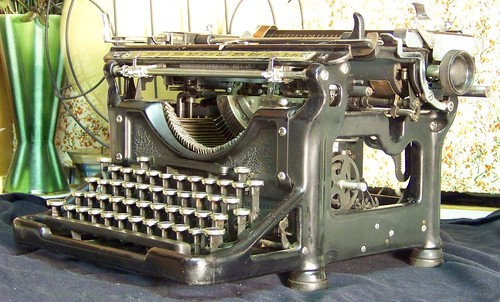Underwood 11 Typewriter | by alexkerhead