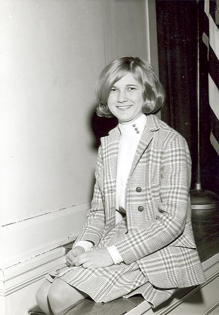 Yearbook Portraits M-O, 1969 (01) - Diane Elizabeth Mailey
