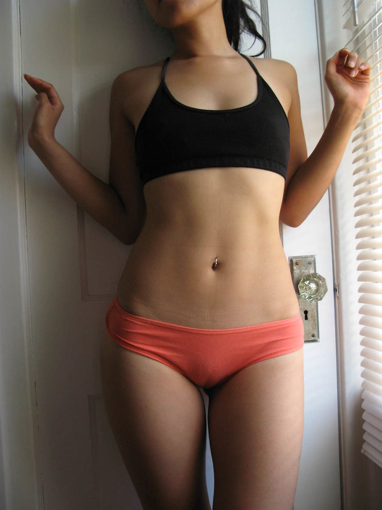 pink, woman, girl, panties, asian, body, tummy, torso, abs, cameltoe, kozy.