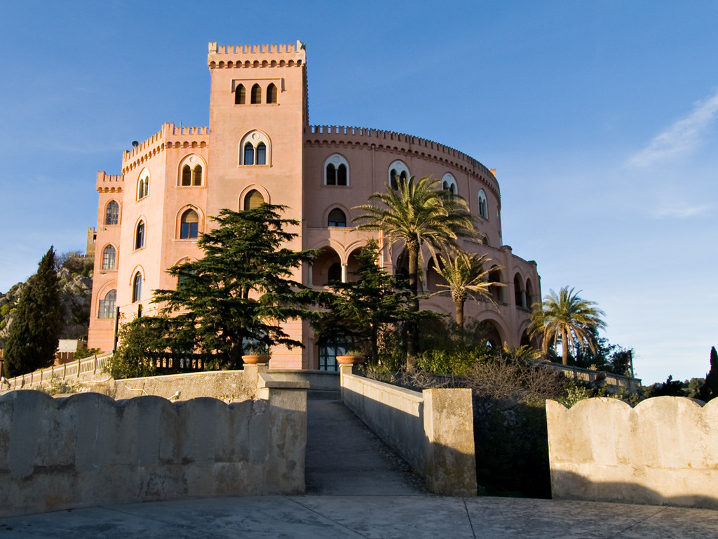 Castello Utveggio: vista frontale