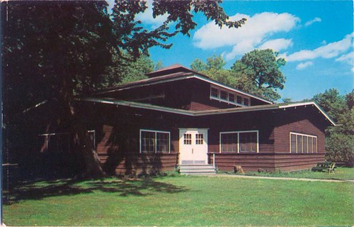 Log cabin