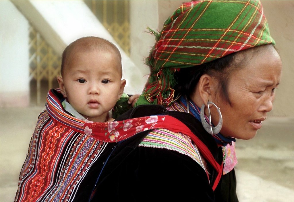 Flower Hmong mother & baby. 
