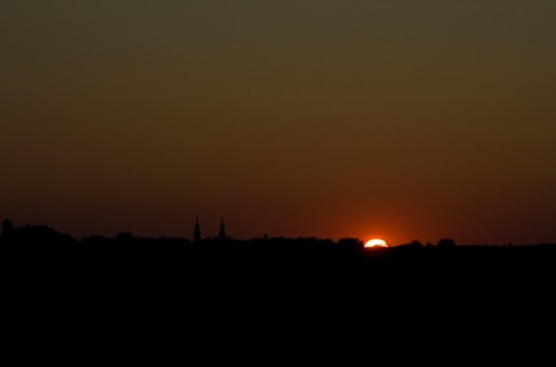 DSC_6448 by FrenchKheldar, sunset canada silhouette time fromacar d40 québec imagetype nikond40 photospecs houdahgeo afsdxnikk