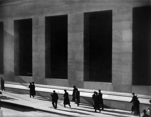 Paul Strand: Wall Street, New York City, 1915