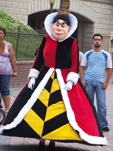 The Queen of Hearts listens to the Disneyland Band perfom … | Flickr