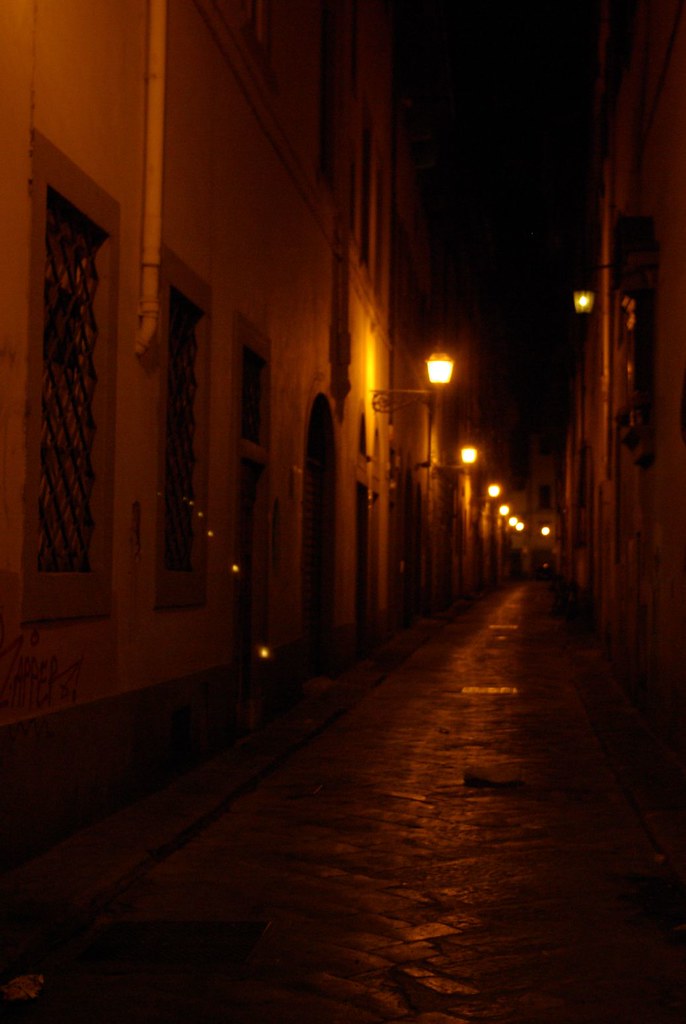 Utca éjjel - Street at night | Tamara | Flickr