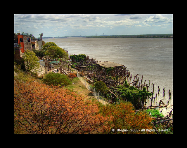 Muelles abandonados - Parque España - Rosario - Argentina