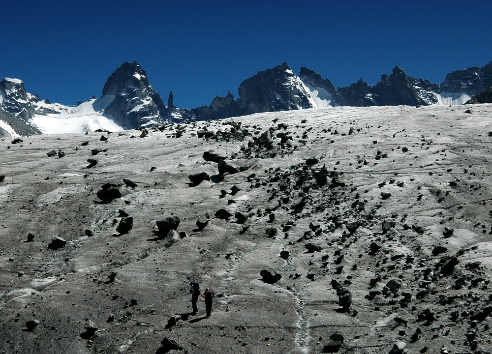 auf dem Forno-Gletscher, hinten die Torrone-Zacken