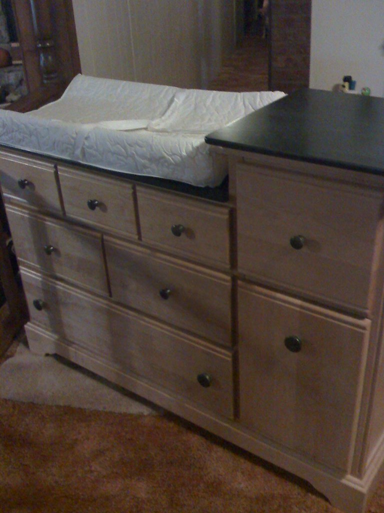 simmons dresser with changing top