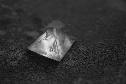Rose quartz | Rose quartz crystals are the stone for the hea… | Pier ...