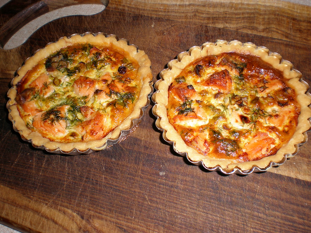 Salmon quiche | Fresh salmon, lemon and dill quiches. They w… | Flickr