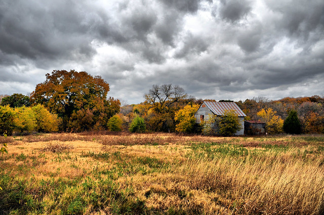 DSC_8419 Autumn Landscape Commercial Photography Sky Clouds Waxahachie Texas Rural Countryside Abandoned Home Grass Color