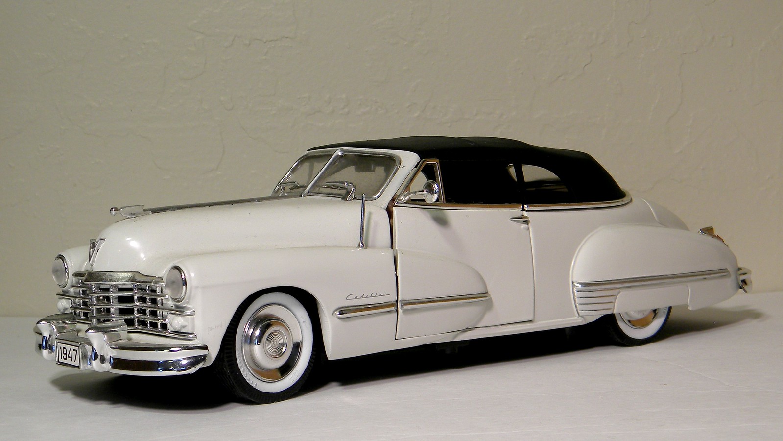 1947 Cadillac Series 62 Convertible (Anson) 1/18th scale d… | Flickr