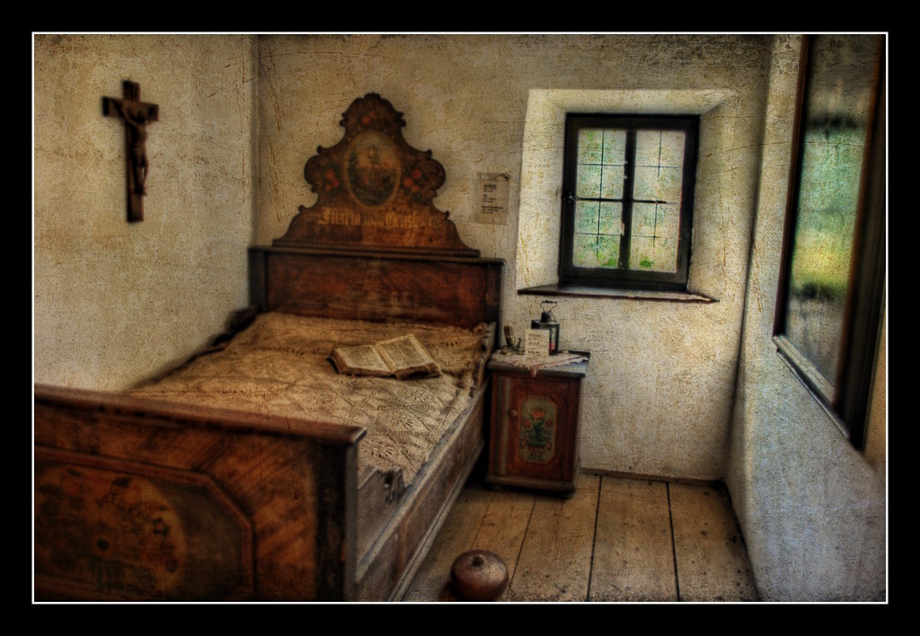 Antic dormitori tirolès // Old Tyrolean Bedroom | L'any 1148… | Flickr