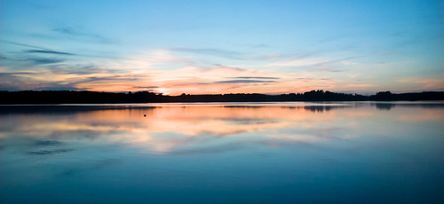 windows sunset sun lake finland landscape nokia sundown smartphone järvi auringonlasku carlzeiss aurinko 1520 uusimaa lumia esbo pitkäjärvi phoneography pureview lumiagraphy lumia1520
