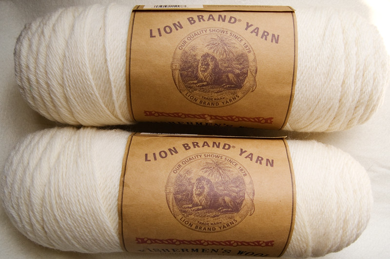 de-stashing: Lion Brand Fishermen's Wool, huge skeins of vi…