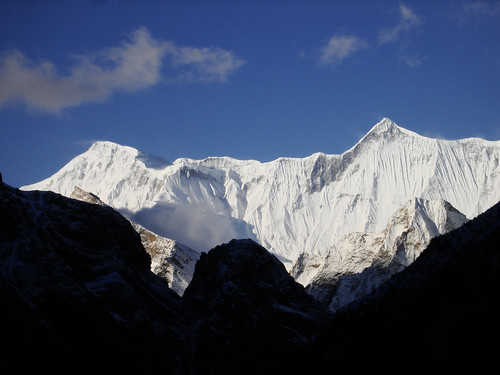 nepal mountain peak summit himalaya annapurna naar phu nar phugaon