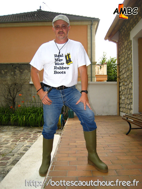 Real men wear rubber boots - a photo on Flickriver