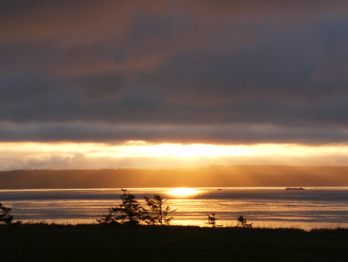 Sunrise on the last day of the Althing | by cowanpa253