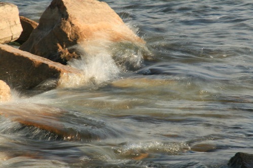 lake ontario water rocks waves kingston lakeontario slowshutterspeed underexposed2steps