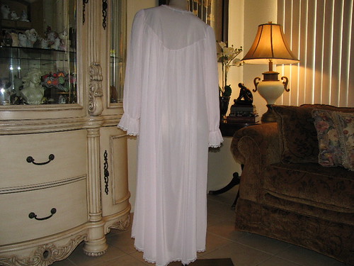 Miss Elaine Pale Pink Antron Nylon Nightgown Full Length R… | Flickr