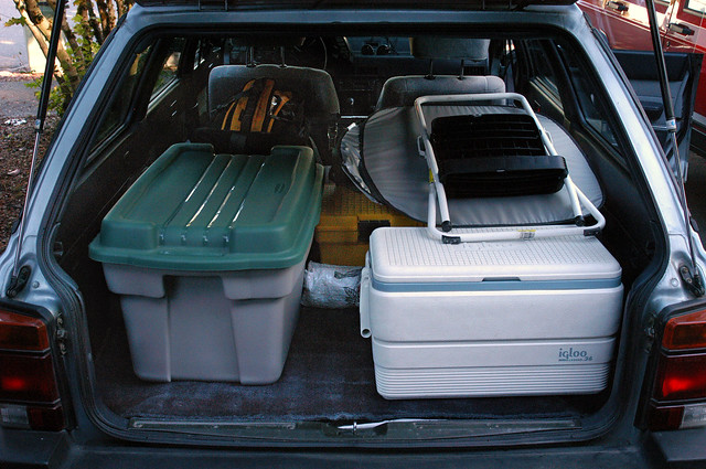 Subaru's original floor: loaded cargo area with back seat folded down... 20030922
