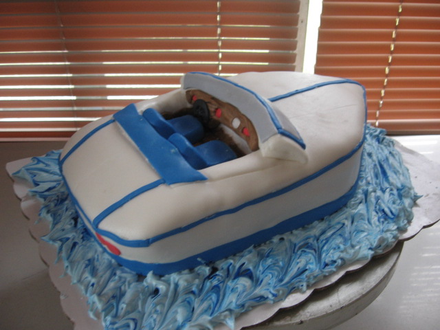 speed boat cake