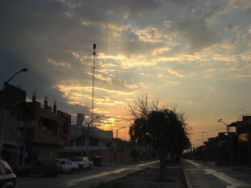 street sunset sun sol peru set clouds atardecer calle dusk cielo nubes puesta chiclayo lambayeque santavictoria nortepone