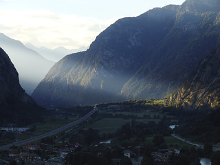 L'ultimo raggio di sole, forte di Bard, valle d'Aosta agosto 2008