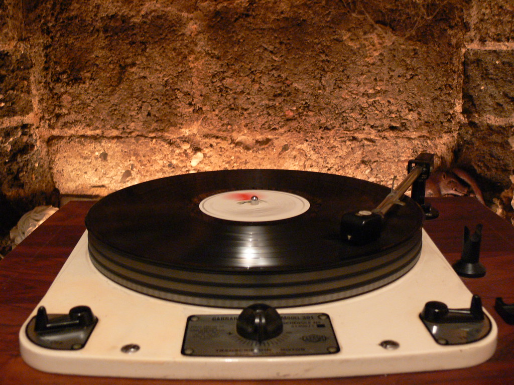 Newly Working But In Need Of Some Tlc Garrard 301 Cream Flickr