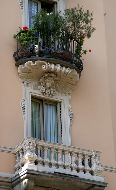 Torino, Via 4 Marzo, Balkone (balconies)