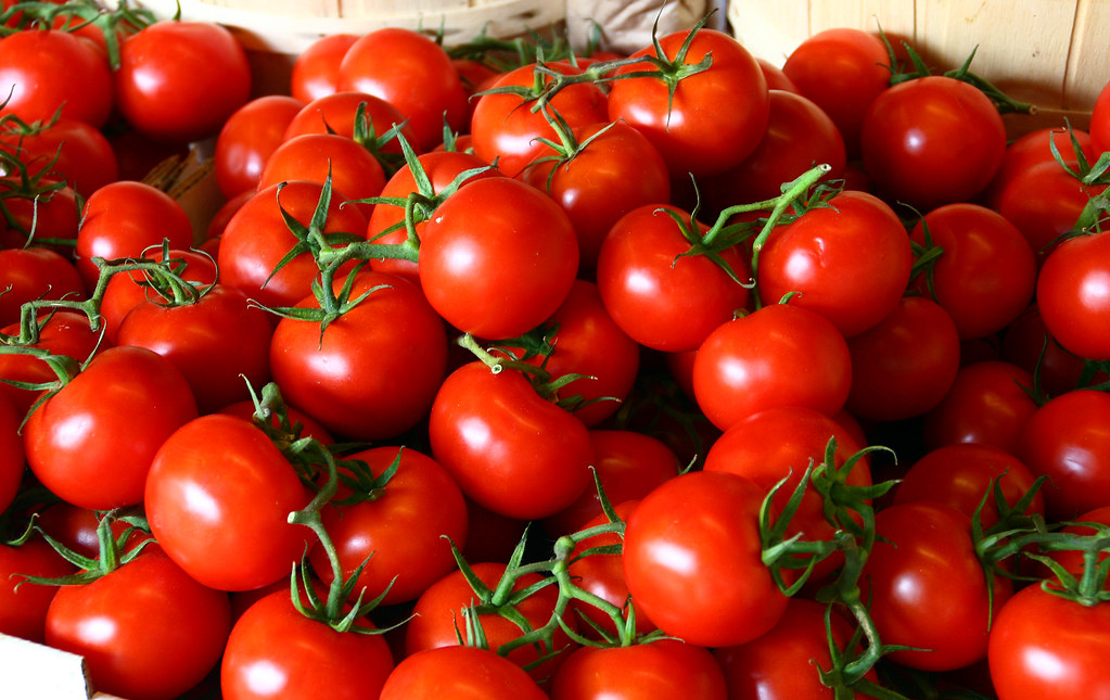 tomatoes | liz west | Flickr