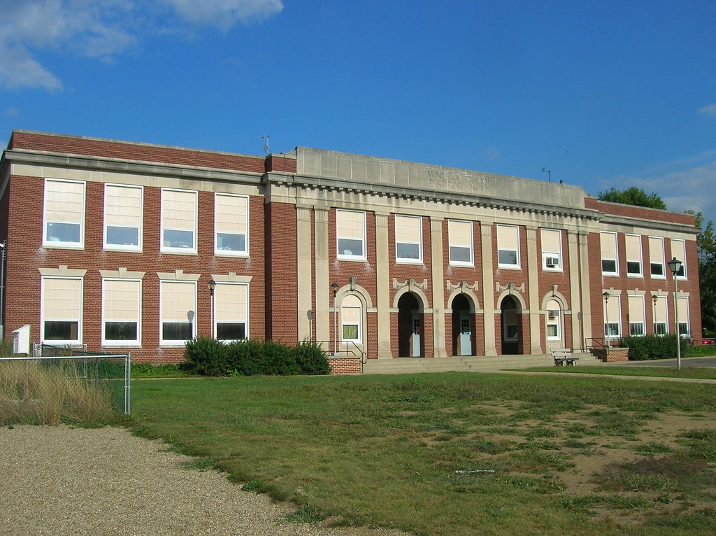 081208 Minerva School #3--Minerva, Ohio (7) | Aaron Turner ...