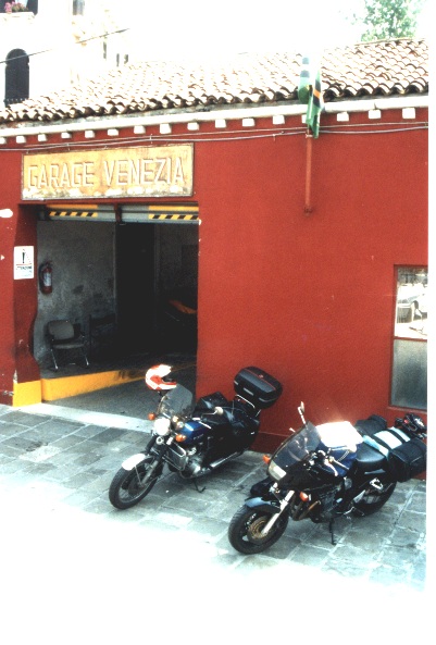 GT750A (1977) in Venice