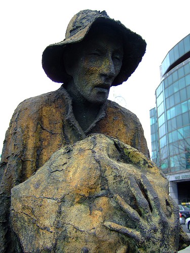 Famine monument by tranquilopablo