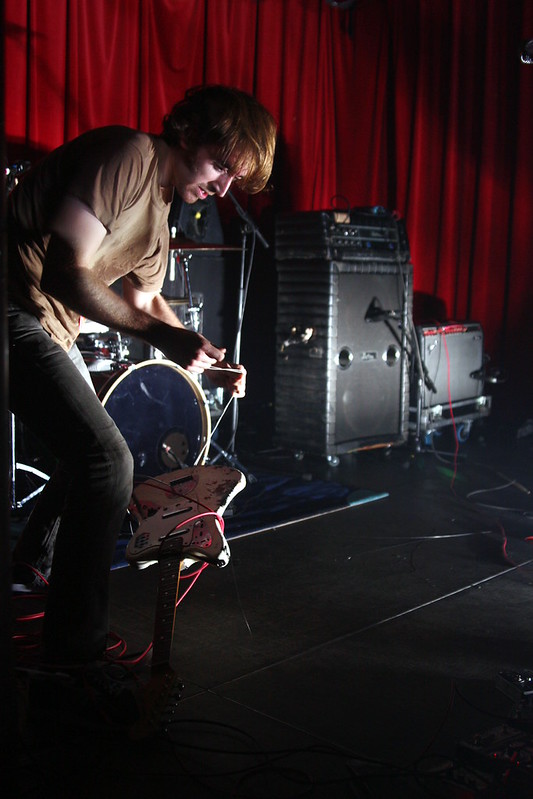 A Place to Bury Strangers, Razzmatazz 3
