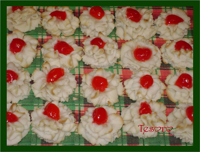 cherry rosette cookies