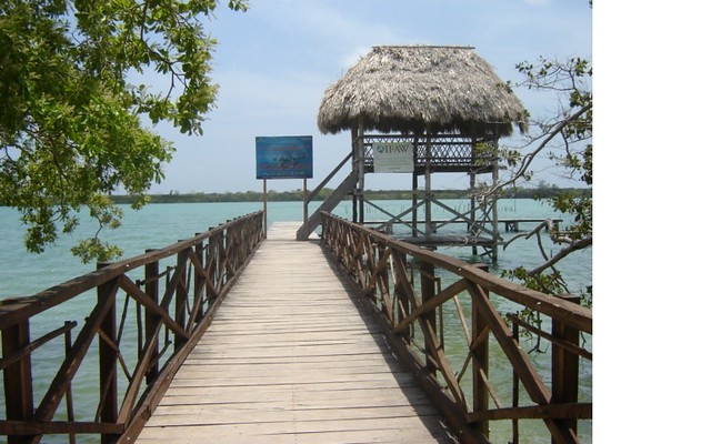 Laguna Guerrero © Secretaría de Desarrollo Urbano y Medio Ambiente, Quintana Roo, Mexico