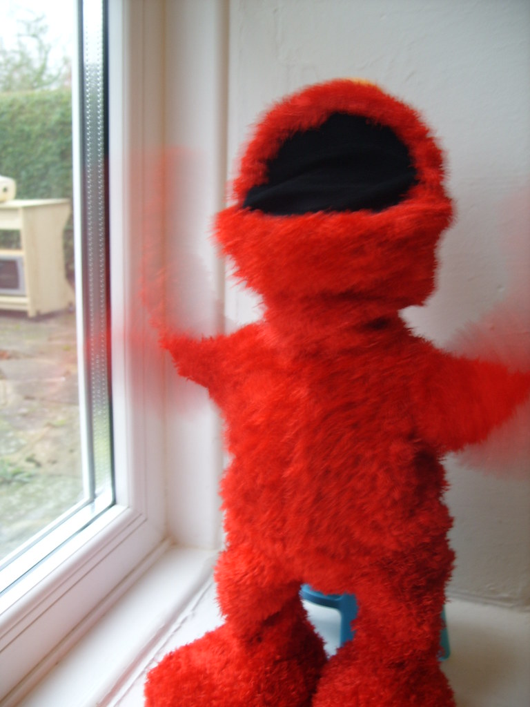 Elmo Live | The interactive talking Elmo | Peter Taylor | Flickr