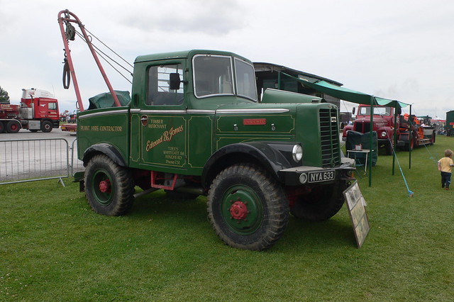 Unipower timber tractor