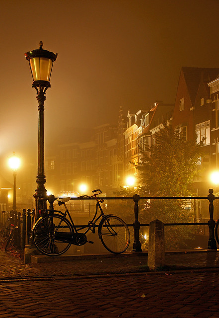 Bicycle, Oude gracht, Utrecht at Night